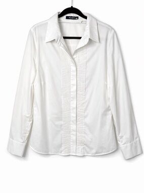 Tahari White Pintuck Pleated Tuxedo Button Down Blouse Professional Elegant